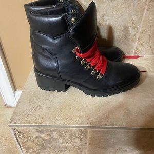 Steve Madden boots